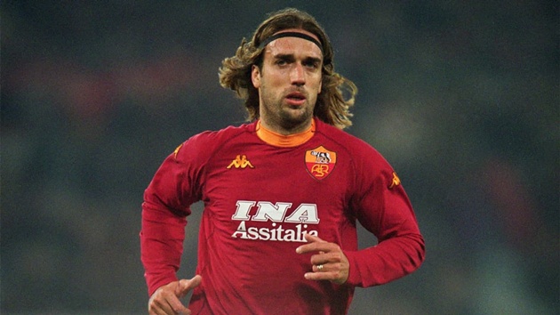Batistuta là chân sút huyền thoại của Giallorossi.